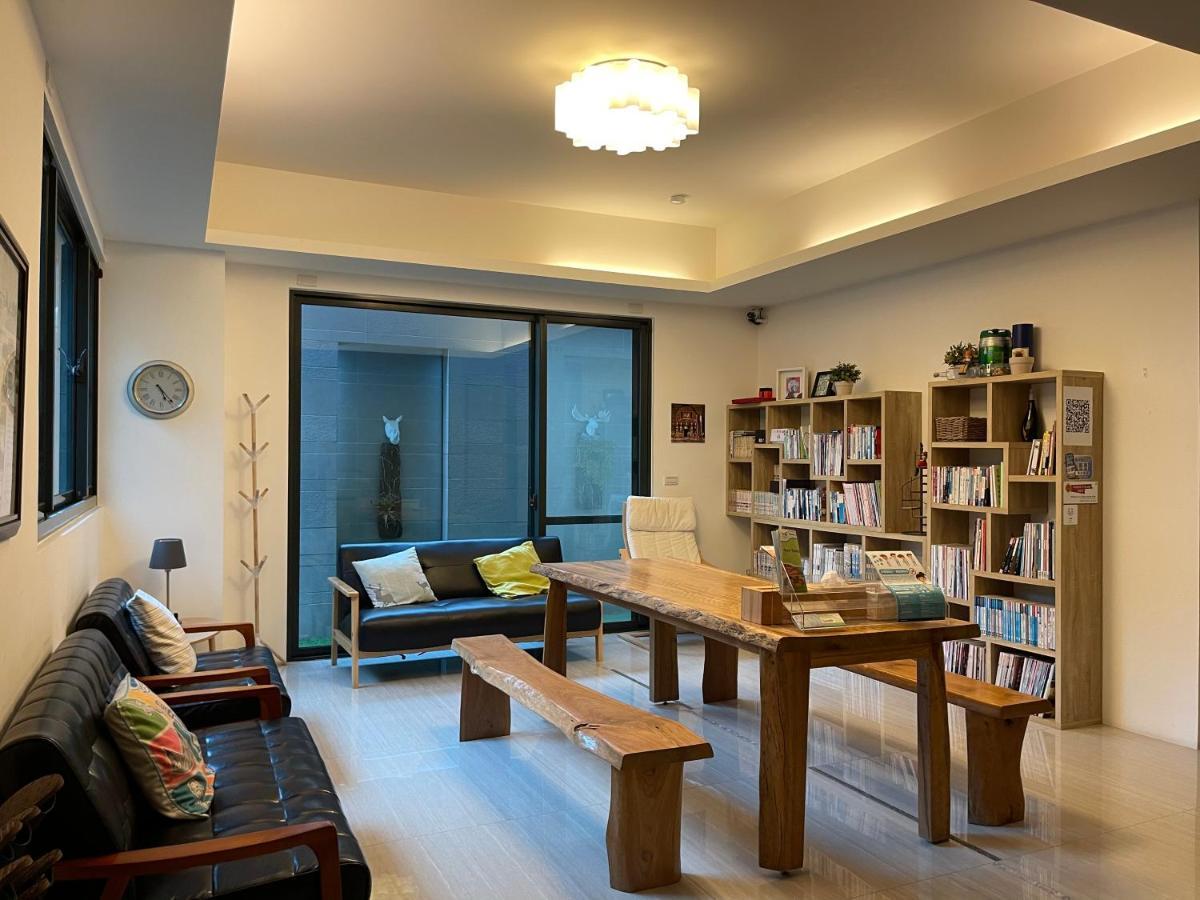 Fun Holiday Family Hostel تاينان المظهر الخارجي الصورة